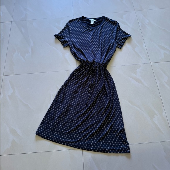 Women's H&M Polka Dot Printed Navy Flutter-Sleeve Dress Size M Spring Midi - Picture 4 of 16